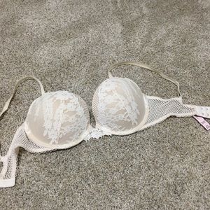 Victoria's Secret Bra 32DD